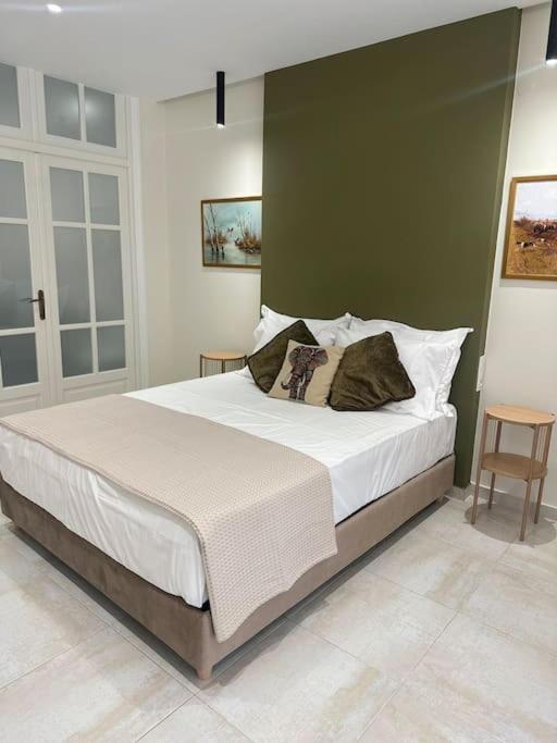 Eclectic Apartment Near Downtown Heraklion (Crete) Exterior foto
